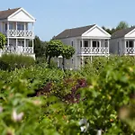 Restyled Villa With Dishwasher, At 1 Km From The Beach